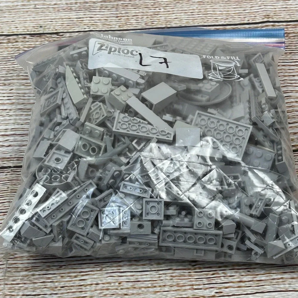 LEGO Bulk Lot 2lbs‎ 1oz Light Bluish Gray Bricks Plates Specialty Pieces MOC
